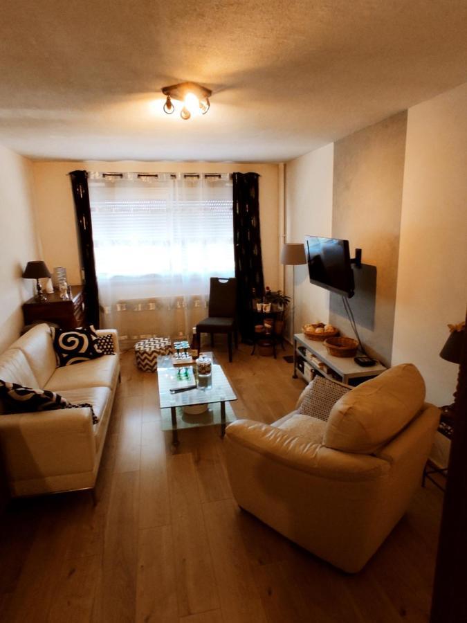 Appartement entier 70m² avec Balcon et Parking en Résidence Fermée Saint-Priest  Extérieur photo